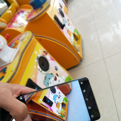 %title插图%num 荣耀V40轻奢版 5G 超级快充 6400万超清四摄 8GB+256GB钛空银 移动联通电信5G 双卡双待手机