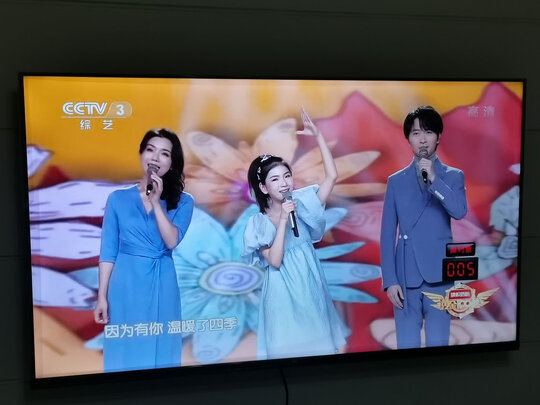 TCL65V6M电视|良心测评平板电视tcl65v6m和长虹65D4P哪个好？区别是啥？
