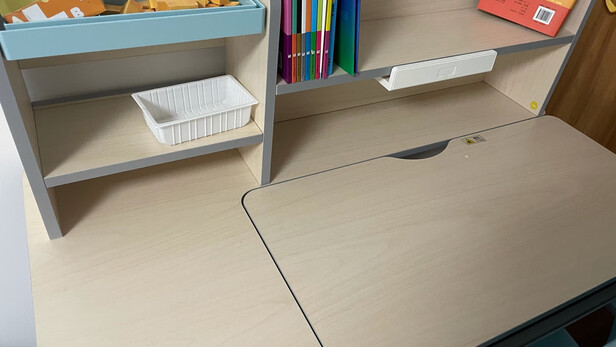 内行爆料京东京造全实木榉木学习桌怎么样?优劣分析