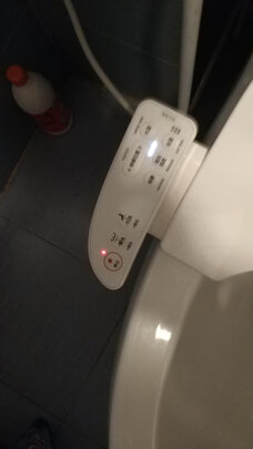 东芝SCS-SSVSH-AA1智能马桶盖|知乎问答：东芝智能马桶盖怎么样?不吹不黑说体验真相？