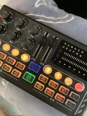 %title插图%num 十盏灯 V11带灯效声卡套装主播唱歌神器手机电脑直播设备全民k歌麦克风全套抖音快手火山喊麦录音 多灯效声卡套装【送监听耳机+三角支架】