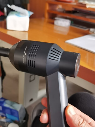 吸尘器