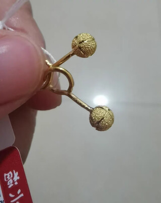 黄金耳饰