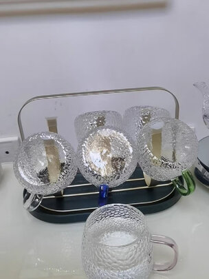 玻璃水杯