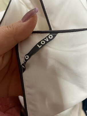 LOVO乐蜗家纺羽绒被一个月后开始后悔了诉说原因