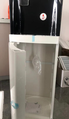 饮水机