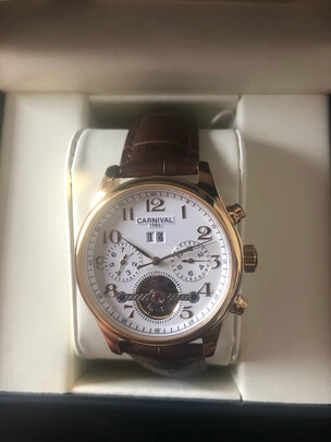 嘉年华1986机械表