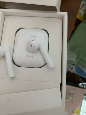 小度XDH-1C-C1耳机|【电商快报】小度真无线智能耳机好不好？是否值得选购呢？