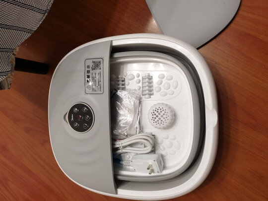 莱维特STREAM 4x5直播声卡真实情况如何,请教几个小问题