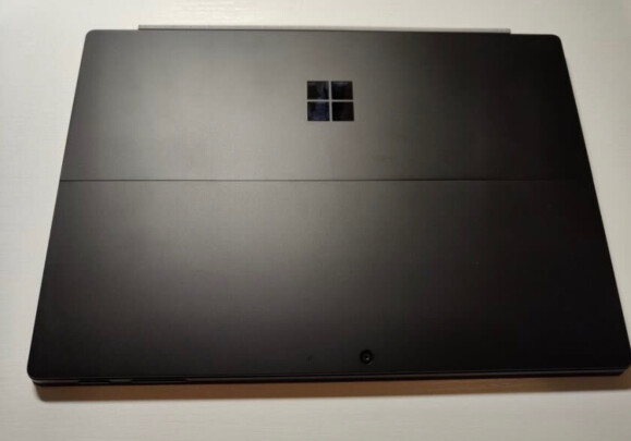 微软Surface Pro 7+究竟靠谱吗？显示效果好不好？精致美观吗？