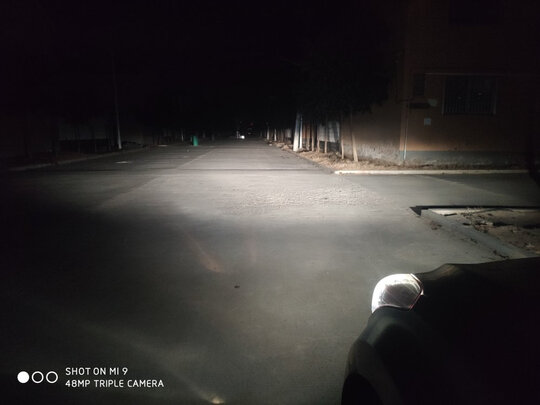 汽车灯泡