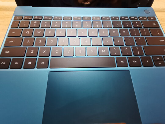 华为MateBook X入手2个月后，憋了很多话要说，实力被低估了