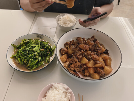 汤锅