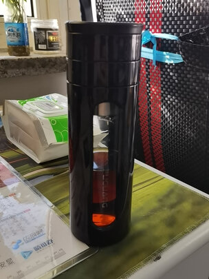 玻璃杯