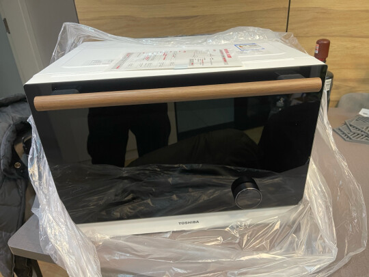 %title插图%num 东芝 TOSHIBA 微蒸烤一体机 家用台式微波炉 电烤箱 蒸箱 1600W直喷蒸 OVEN立体烤 5段变频 ER-VT7230 23升