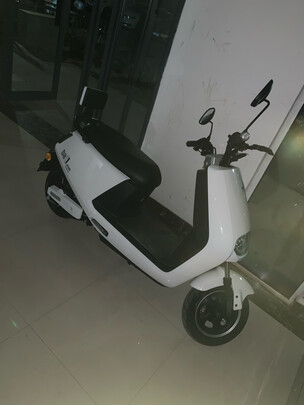 求助专家:雅迪小飞侠电动车怎么样到底垃不垃圾?