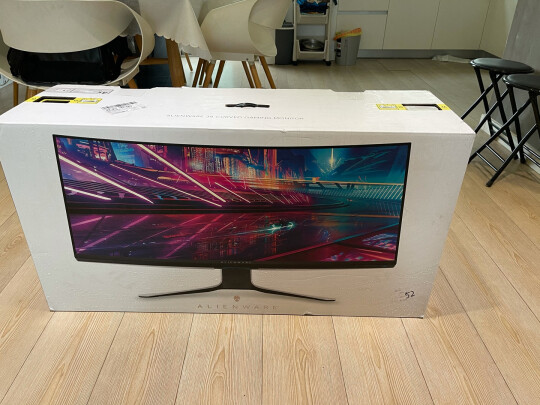 %title插图%num 外星人(Alienware)AW3821DW 37.5英寸 准4K Nano IPS 带鱼屏 144Hz HDR600 德国iF设计奖 2300R 电竞显示器