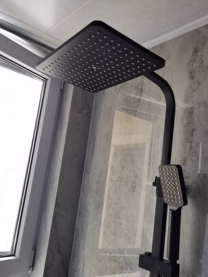 彼顿WL-钢琴数显花洒新款恒温花洒|彼顿WL-钢琴数显花洒新款恒温花洒到底怎么样，参数如何！