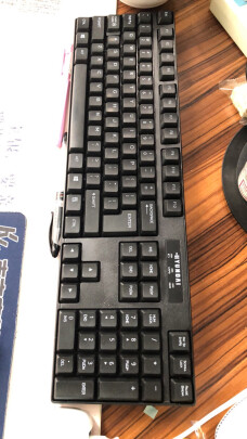 HYUNDAIHY-NK3000无线单键盘怎么样，按键舒服吗？字体顺滑吗？