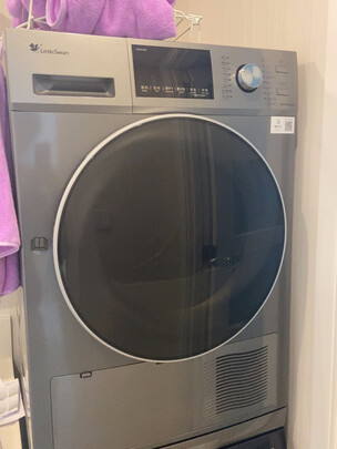 小天鹅TG100V88WMUIADY5滚筒洗衣机|外观展示小天鹅洗烘套装到底好还是差?用后一周讲真相内幕？