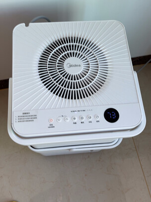 美的CF20BD/N7-DM200除湿机|美的CF20BD/N7-DM200除湿机怎么样上手一周说讲感受