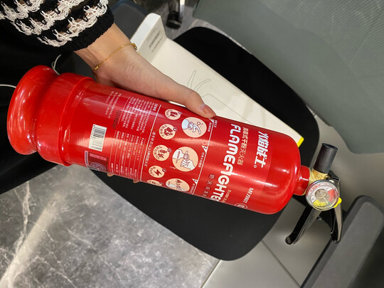 车载灭火器