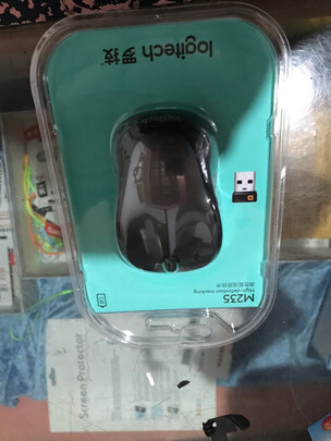 罗技（Logitech）M235 无线光电鼠标 办公鼠标 对称鼠标 带无线2.4G联接收器 灰色