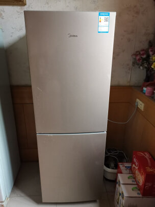 %title插图%num 美的(Midea)190升 小型家用两门小冰箱 HIPS环保内胆 节能低音 持久锁冷 低温补偿 BCD-190CM(E)