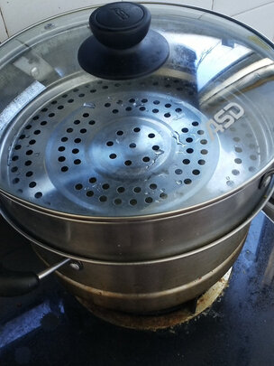 爱仕达不锈钢蒸锅底部生锈