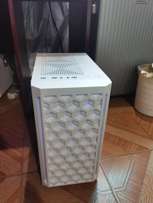 电脑机箱