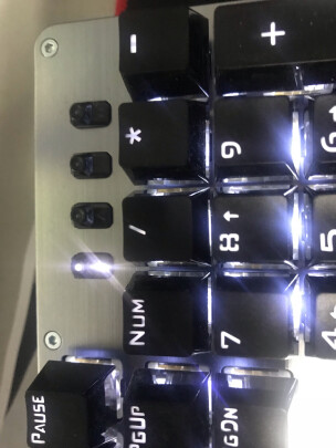 达尔优机械师合金版对比罗技K380多设备蓝牙键盘有很大区别吗，按键哪个舒服，哪个倍感舒适 