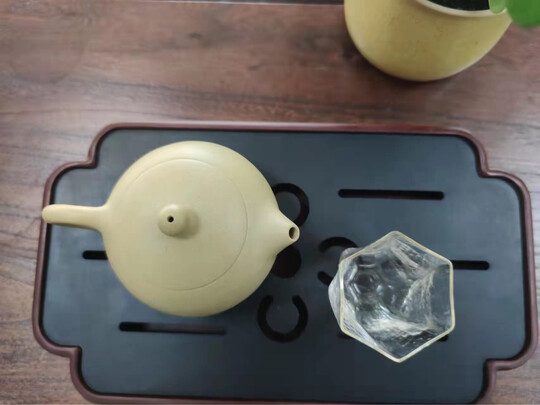 紫砂壶|用户揭秘藏壶天下本山绿泥西施紫砂壶好吗,入手解密评测真相