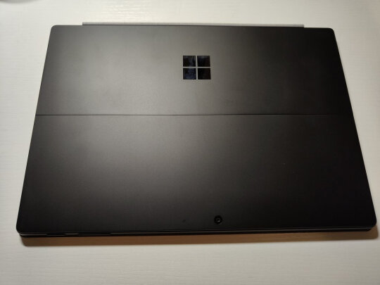 微软Surface Pro 7+究竟好不好？显示效果好吗，反应灵敏吗？