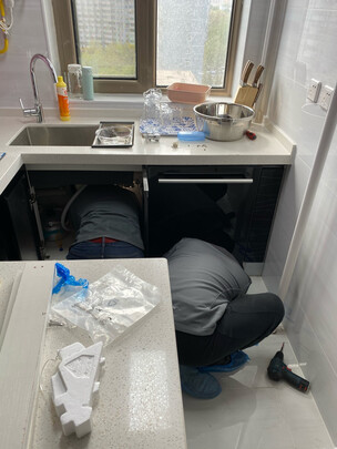 洗碗机|【今日头条】西门子洗碗机哪款比较好用些？哪款洗得比较干净？