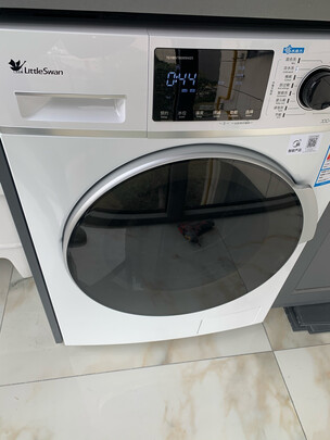 小天鹅TG100VT86WMAD5+TH100VTH35|小天鹅水魔方洗衣机哪款比较好用？讲讲实体实情