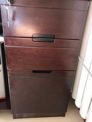 办公桌|金海马办公桌独家揭秘评测真相,不看后悔!