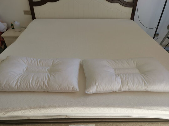 床垫|网易严选AB面冬夏两用93%泰国天然乳胶零压床垫如何,值得入手的原因分享！