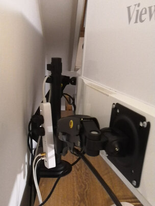 NBNB H180黑色评判质量差有依据吗？