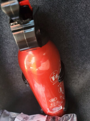 车载灭火器