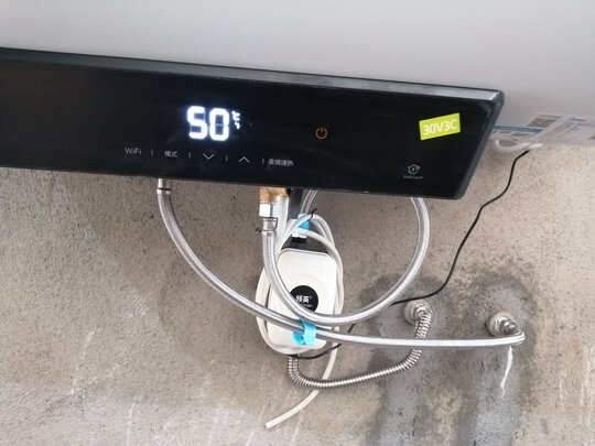 求助专家：美的电热水器F8030-V3C怎么样到底垃不垃圾？