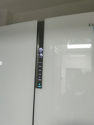 冰箱|【热搜头条】 打听下卡萨帝555WDGAU1冰箱怎么样？一个月使用感受揭密