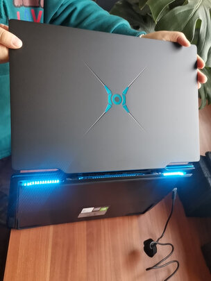荣耀猎人HONOR HUNTER V700真实使用感受曝光,不看必后悔