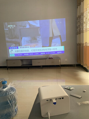 小米 米家投影仪2Pro 投影机家用 家庭影院 （1300ANSI流明不虚标 内置小爱智能中枢 无感对焦 杜比音效）