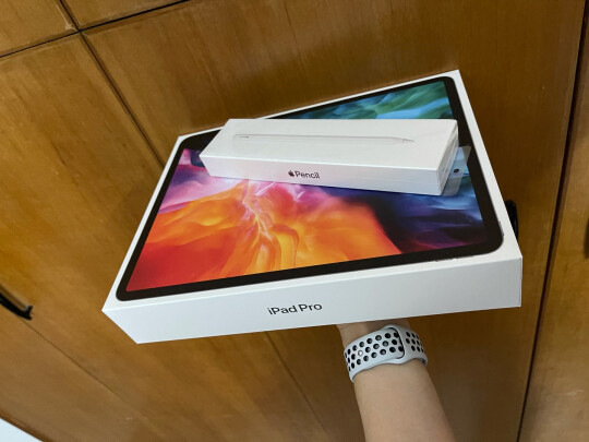 Apple iPad到底怎么样呀？声音清晰吗？灵敏度佳吗 