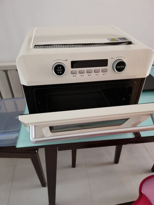 电烤箱