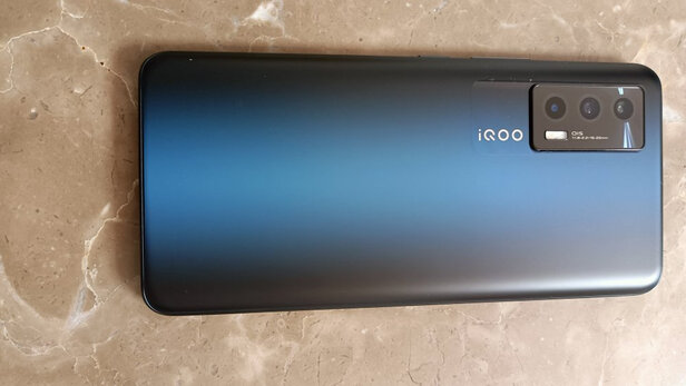 三,vivoiqoo 7电竞手机网友对比评测