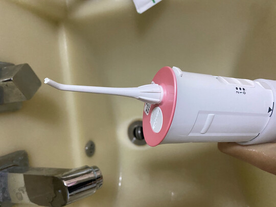 冲牙器