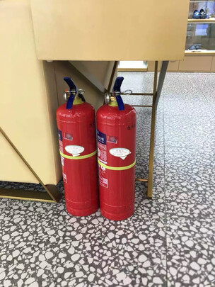 车载灭火器