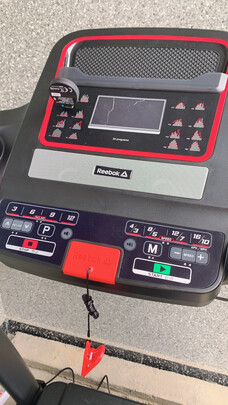 %title插图%num Reebok/锐步ZJET430黑色跑步机家用款静音小型可折叠减震电动健身器材 阿迪达斯旗下品牌【减震升级款ZJET】