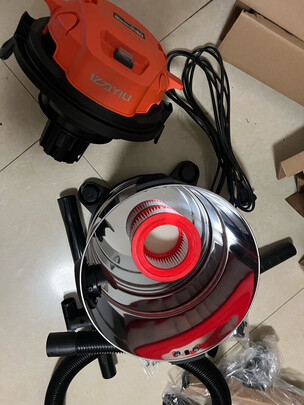 车载吸尘器